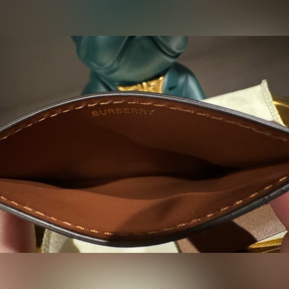 NWT BURBERRY Cardholder❤️⭐️ - Picture 4 of 6